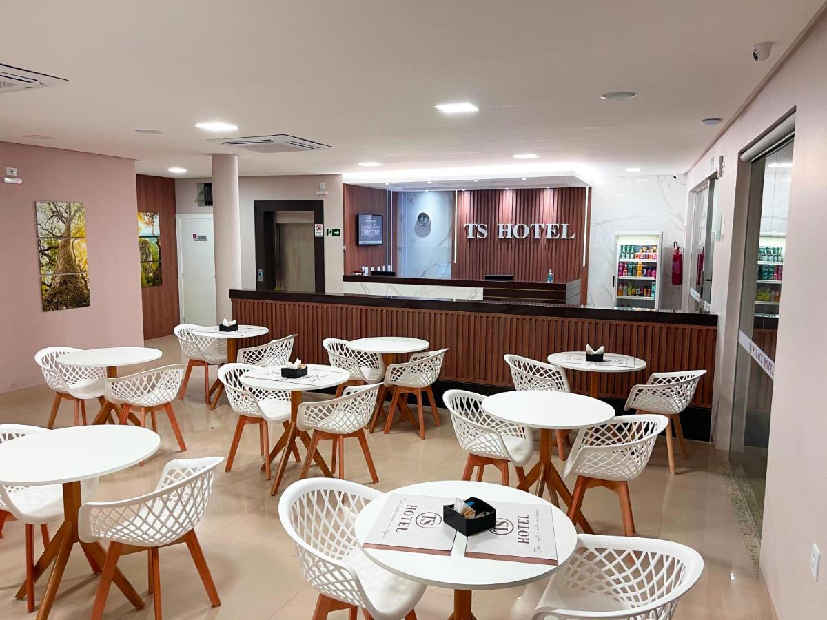 Ts Hotel Porteirinha ภายนอก รูปภาพ